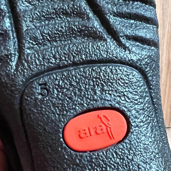 Ara Ankle Booties Womens GoreTex Lining Hiking Boots Water Resistant Size 5 - Picture 7 of 7